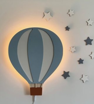 Lampy, osvětlení /  drevena-lampa-lietajuci-balon-lovel-052(4).jpeg 